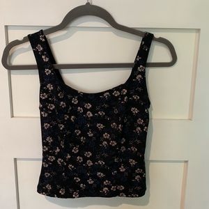 form-fitting stretchy crop top